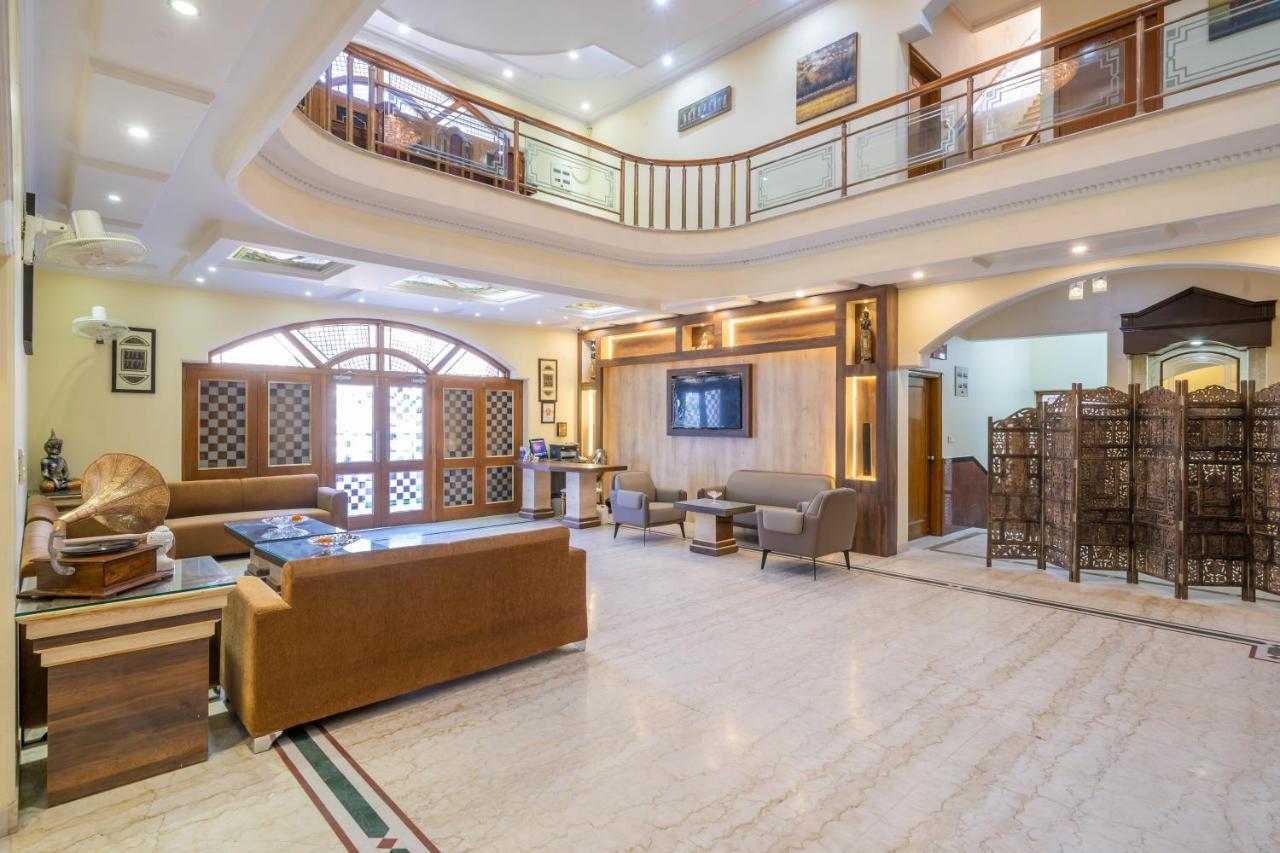 V Inn Villa Dźajpur Zewnętrze zdjęcie