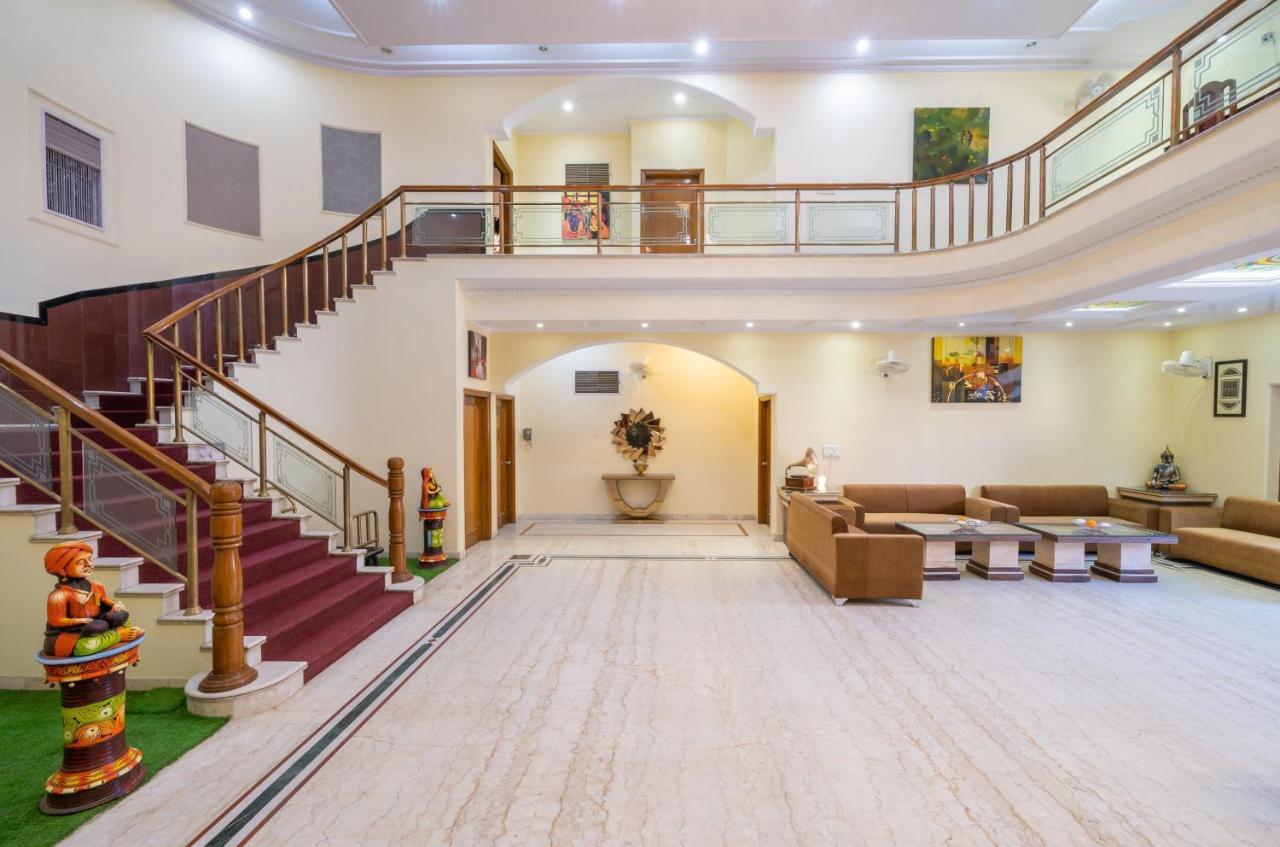 V Inn Villa Dźajpur Zewnętrze zdjęcie