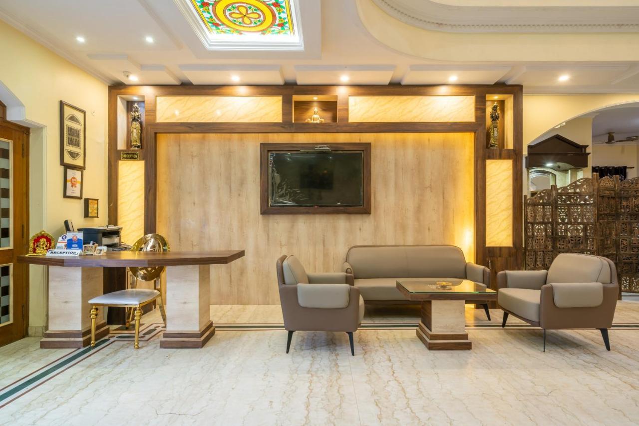 V Inn Villa Dźajpur Zewnętrze zdjęcie