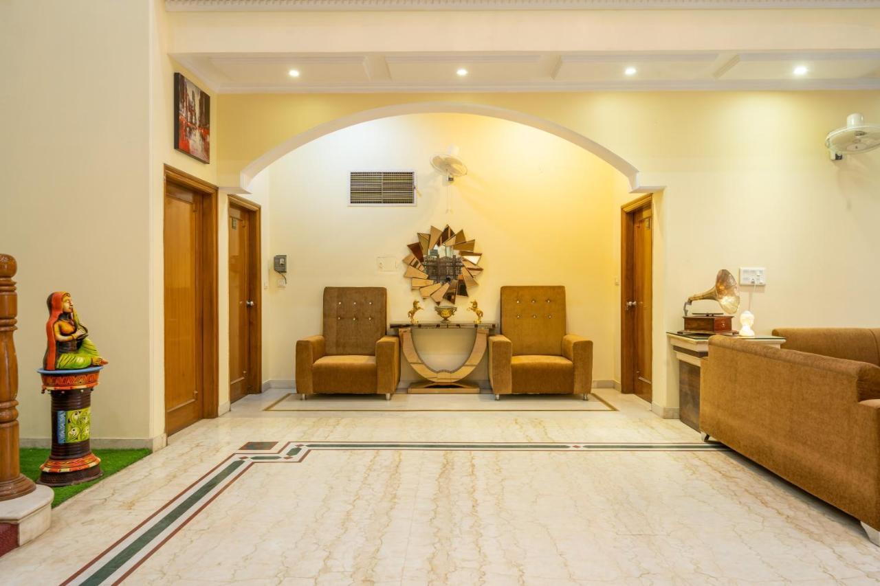 V Inn Villa Dźajpur Zewnętrze zdjęcie